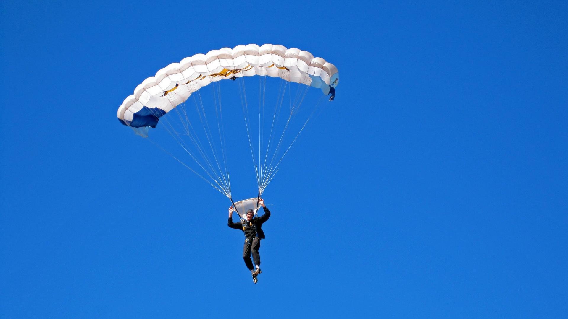 开云官网app-外教引进效果难以评估，教育部引进外教